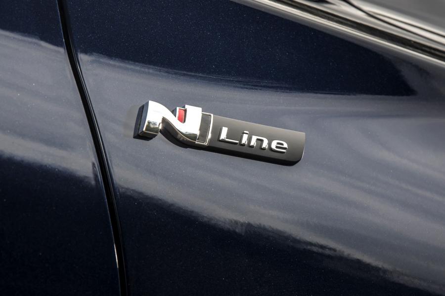 Логотип Hyundai i30 N Line (PD) 2018 года  (UK) (фото 4 из 40)